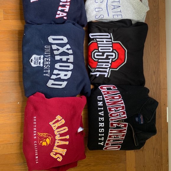 College shirts and sweatshirts - Picture 4 of 4